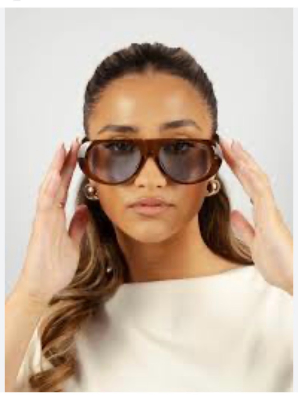 House of Harlow 1960  Chelsea Brown Tortoiseshell  Shield Sunglasses